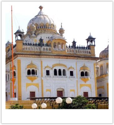  Gurdwara Sri Guru Arjan Dev Ji, Gizrat:  Świątynia cudów architektonicznych i oazy spokoju